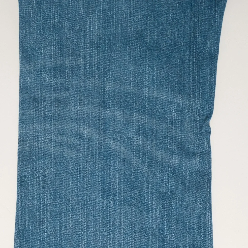 True Religion Jeans Womens 34 x 32 Blue Denim Bootcut Flaws On Pockets